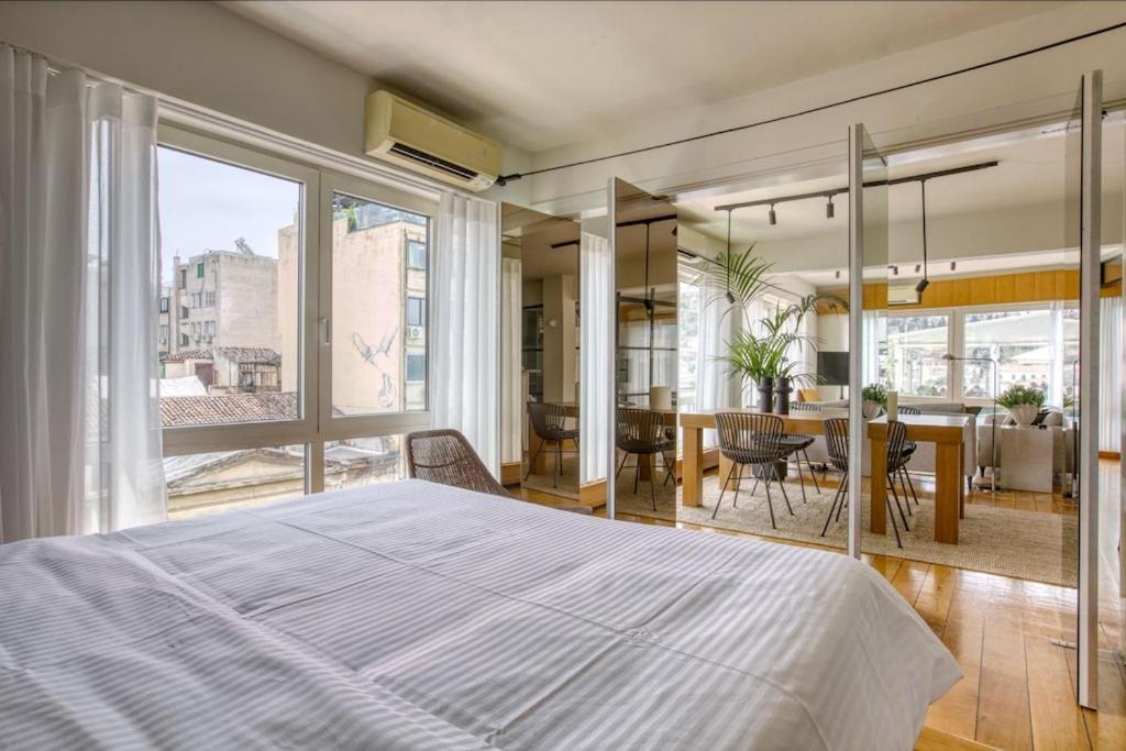 Sunny Luxury Loft,Stunning Acropolis View, Jacuzzi Daire Atina Dış mekan fotoğraf