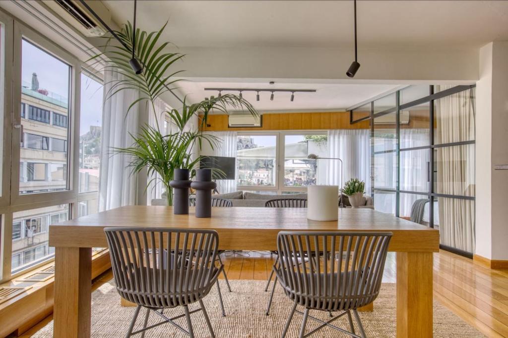 Sunny Luxury Loft,Stunning Acropolis View, Jacuzzi Daire Atina Dış mekan fotoğraf